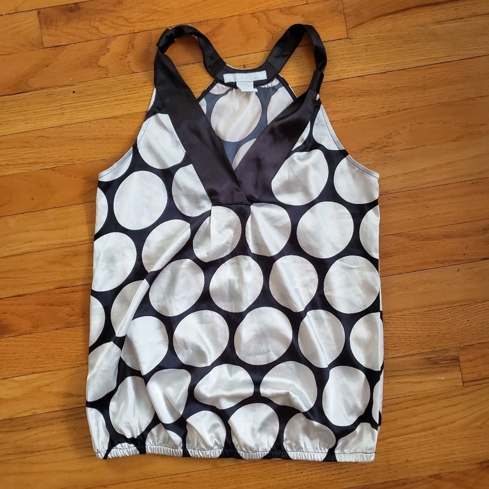 V-neck tank